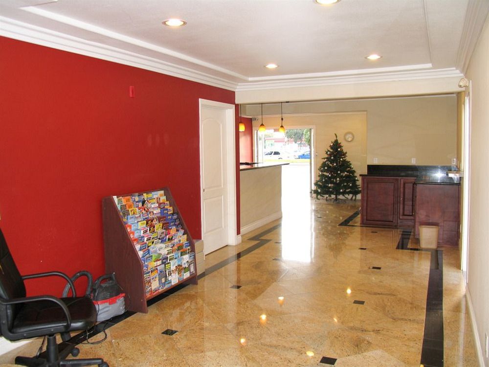 Chateau Inn & Suites ดาวนีย์ ภายนอก รูปภาพ